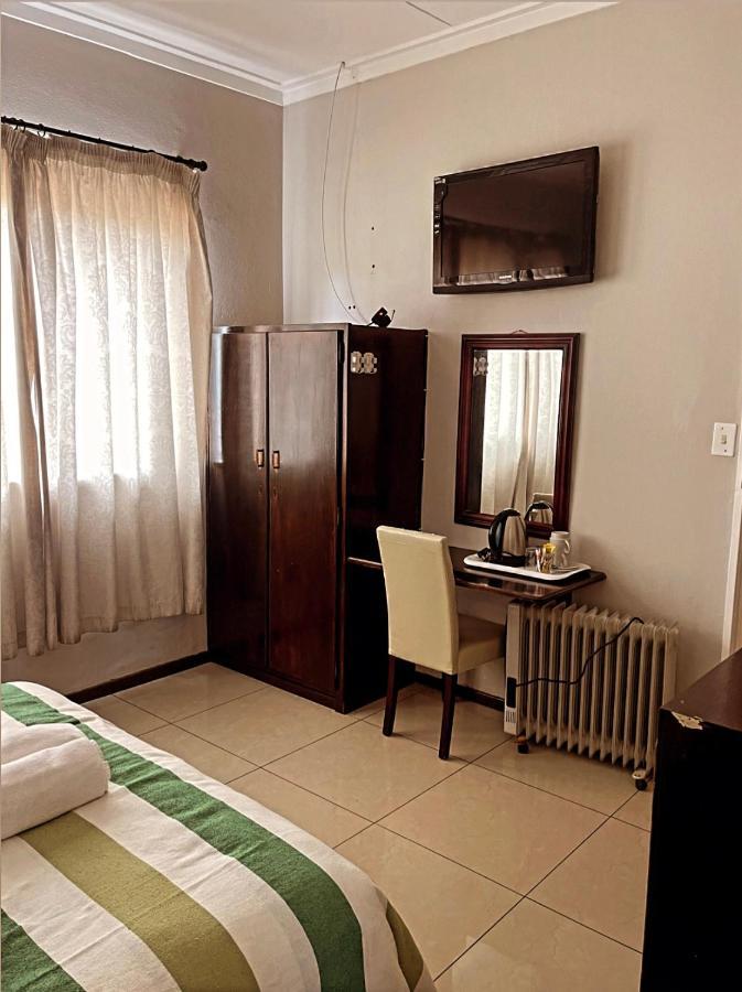 Ethithiya Boutique Guesthouse Windhoek Eksteriør bilde